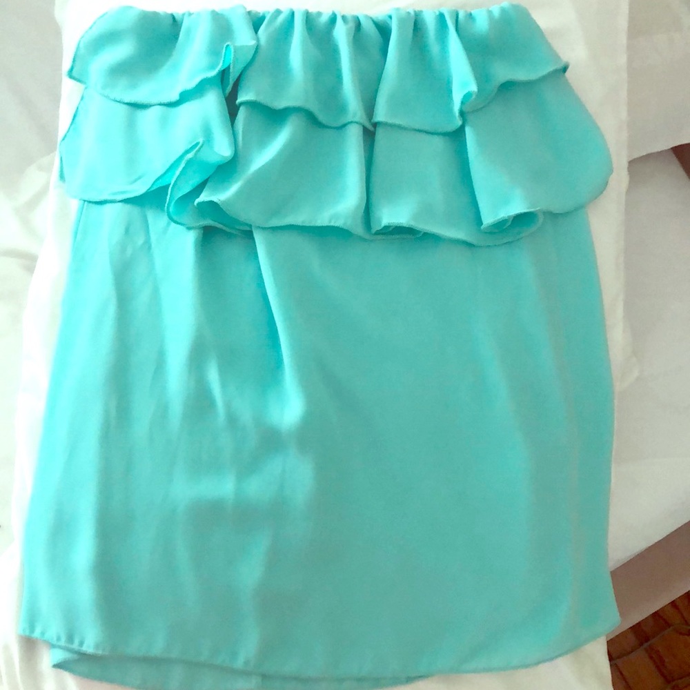 Strapless top